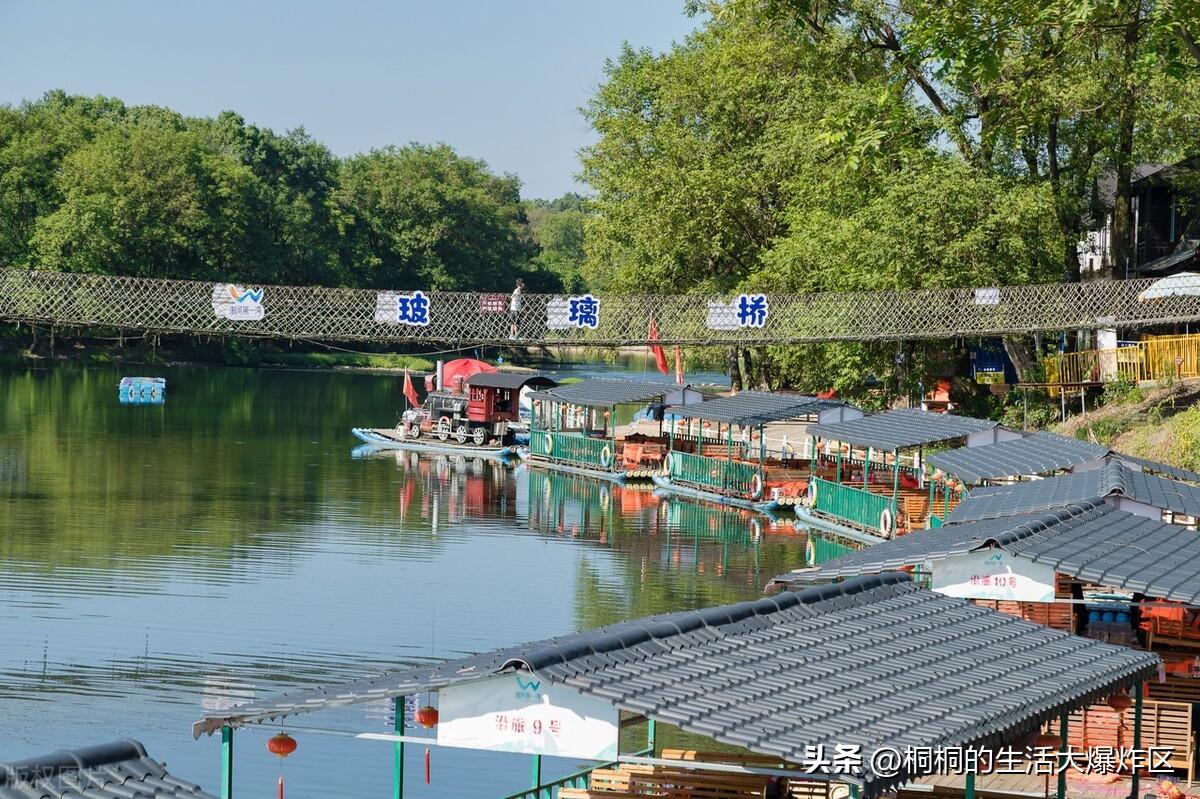 长沙周边好玩的旅游景点推荐（长沙周边必去十大景点）-