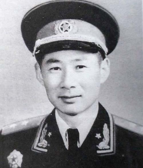 他是红二方面军猛将，1955年授衔时，被提拔为开国中将