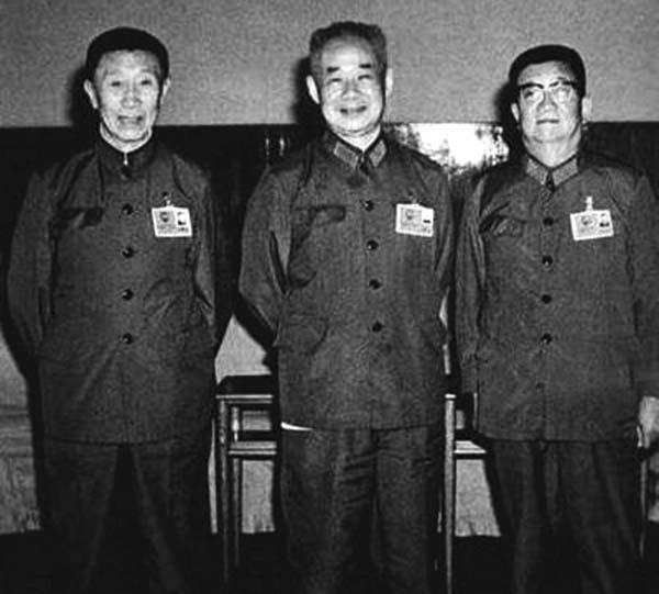 他是红二方面军猛将，1955年授衔时，被提拔为开国中将