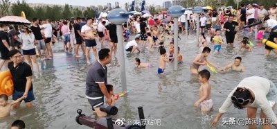 ​太原晋阳湖公园开放，沙滩浴场火爆