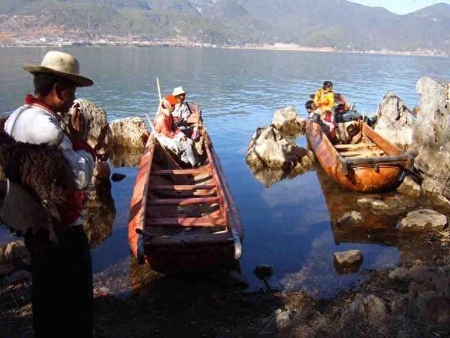 泸沽湖流行“男不娶女不嫁”？摩梭族“走婚”骗局的独家揭秘