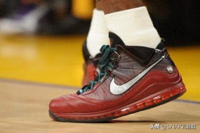 ​经典圣诞大战鞋款！LeBron 7“Christmas”下月回归