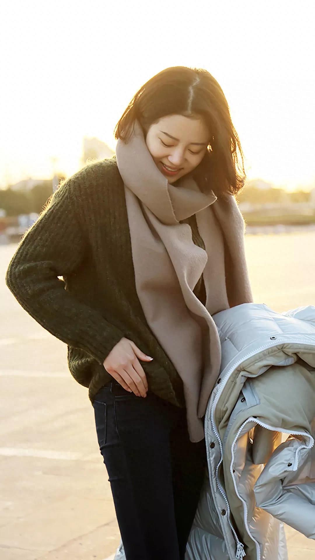 李溪芮壁纸丨本命短发小仙女 越看越喜爱