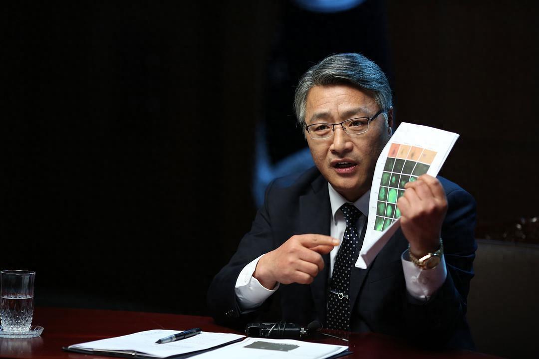 韩国影坛老戏骨李璟荣