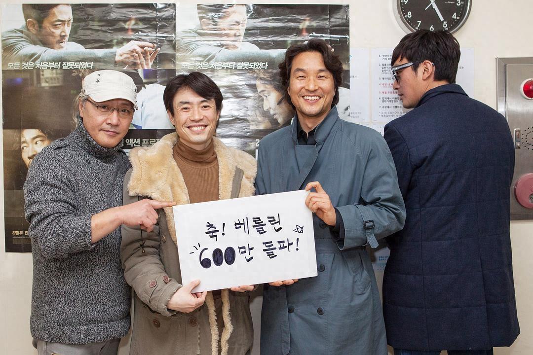 韩国影坛老戏骨李璟荣