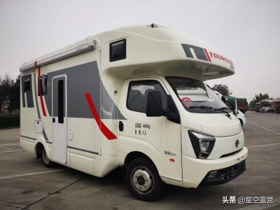 ​成都首发 深圳四驱缔途C型房车 19.8万