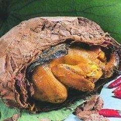 农村野外制作原始野味——叫花鸡,隔着屏幕流出了“可饿”的口水