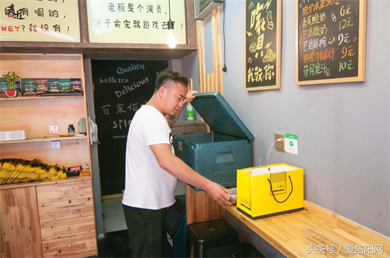 “洛阳表白哥”时隔四年重出江湖,只为那份独属洛阳人的辣味儿!