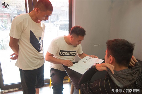 “洛阳表白哥”时隔四年重出江湖,只为那份独属洛阳人的辣味儿!