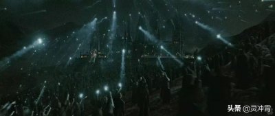 ​哈利波特冷知识：看似疯癫的她，竟然也参与了霍格沃兹保卫战