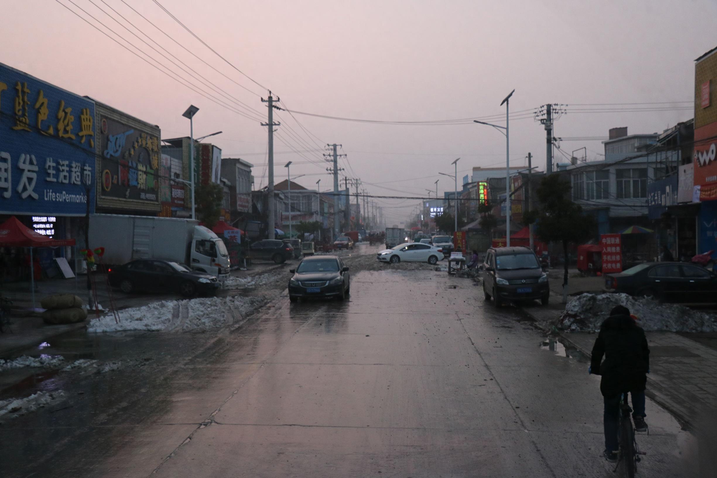 安徽省“天下第一塘”畔 安丰塘镇