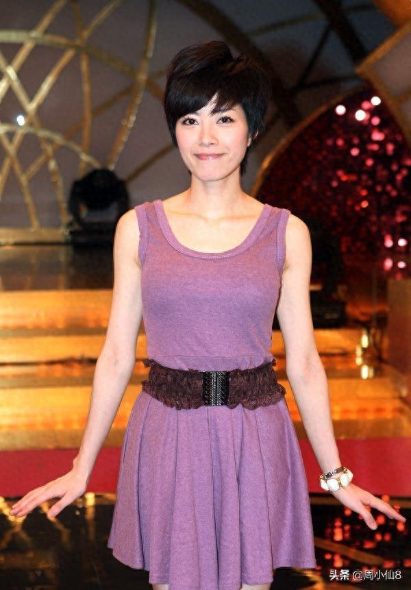 明星徐怀钰,中国台湾歌手和演员,歌声甜美清脆,是台湾实力歌手