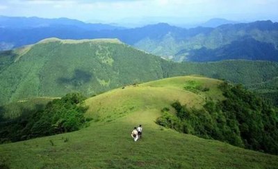 ​广东名山：罗定八排山，山顶有天然大草原，让多少人神往的地方