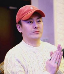 ​李解个人资料曝光，出道多年为何始终未大红大紫的真相揭秘