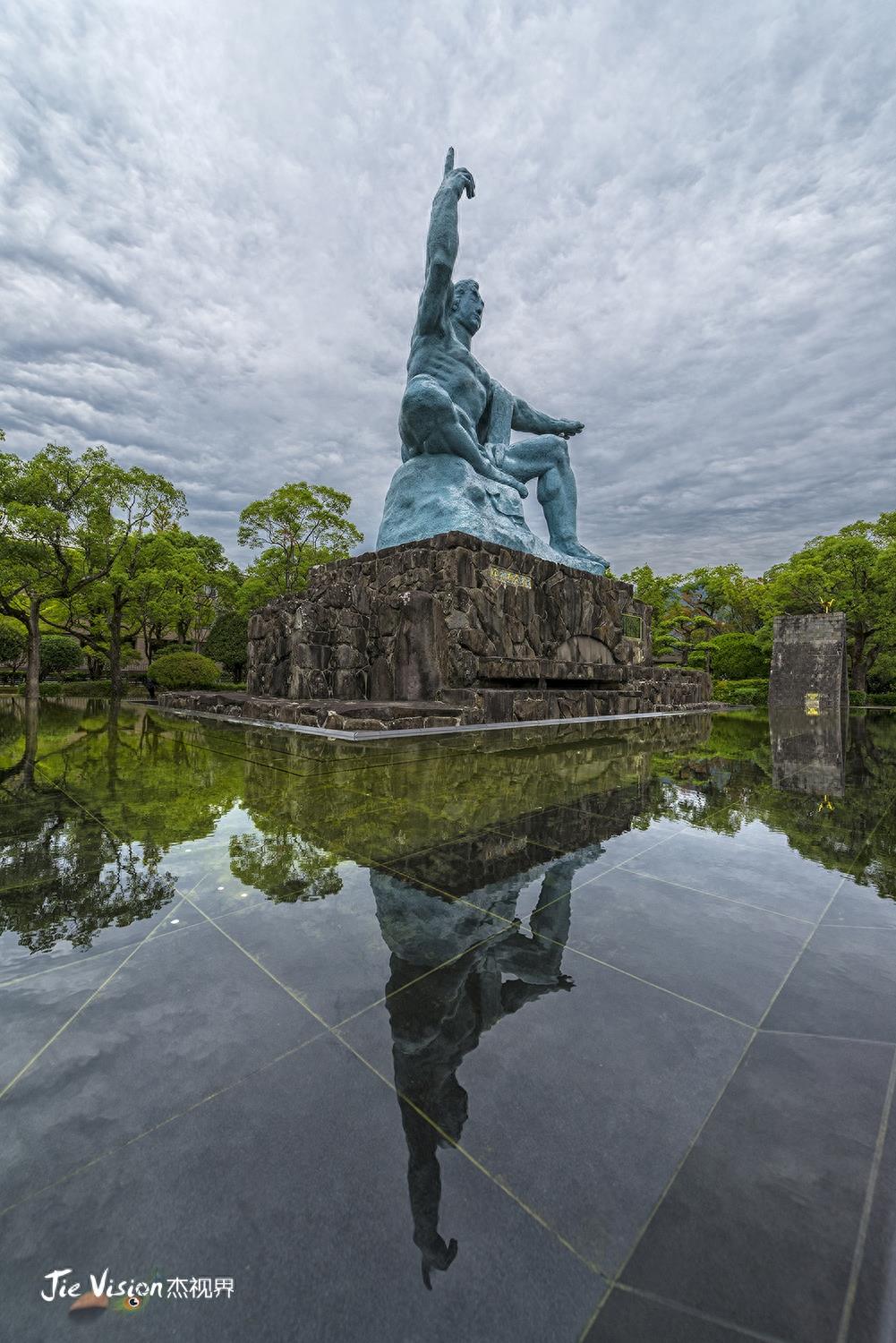 一个“胖子”毁了一座城 不幸的长崎为谁挡了刀?长崎和平公园