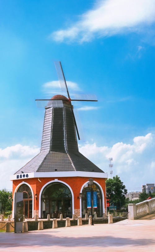 「明月湖欧洲风情小镇」南宁景点