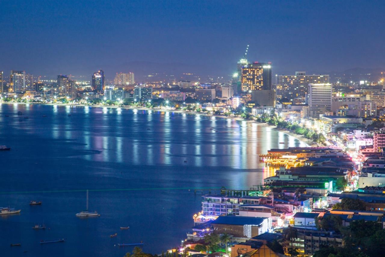 芭提雅是泰国一处著名海景度假胜地，享有“东方夏威夷”之誉