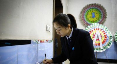 ​殡仪馆秋季招聘，没有胆量干不了，薪资待遇高五险一金正式编制