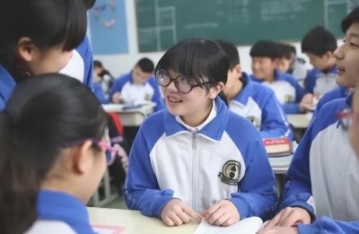 ​初中生中考300多分，还想上高中怎么办？这些方法家长可酌情尝试