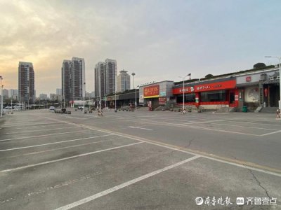 ​不说再见，陪伴泰城19年的卜蜂莲花正改造升级，静待新面貌