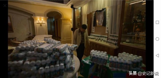 贾冰:成也喜剧,败也喜剧