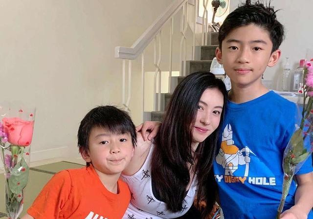 张柏芝生三胎老公图片,歌星小芝芝是谁的女孩,本文共(5276字) 张柏芝生三胎老公图片,歌星小芝芝是谁的女孩,本文共(5276字)