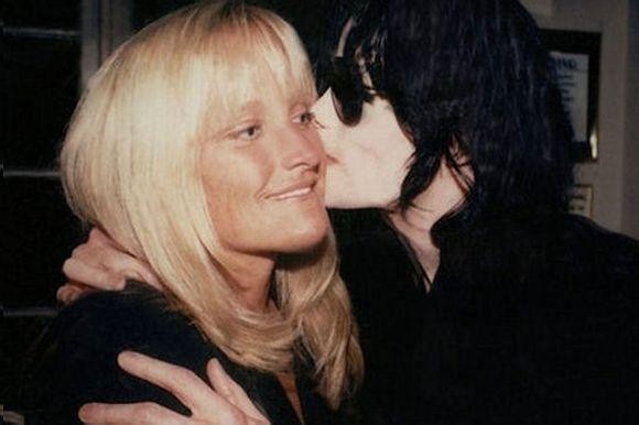 迈克尔杰克逊去世时几十岁(12年前迈克尔杰克逊去世)(31)