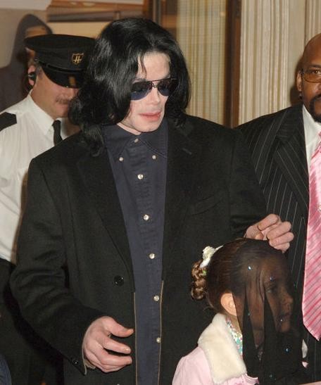 迈克尔杰克逊去世时几十岁(12年前迈克尔杰克逊去世)(16)