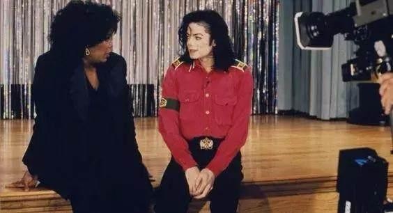 迈克尔杰克逊去世时几十岁(12年前迈克尔杰克逊去世)(26)