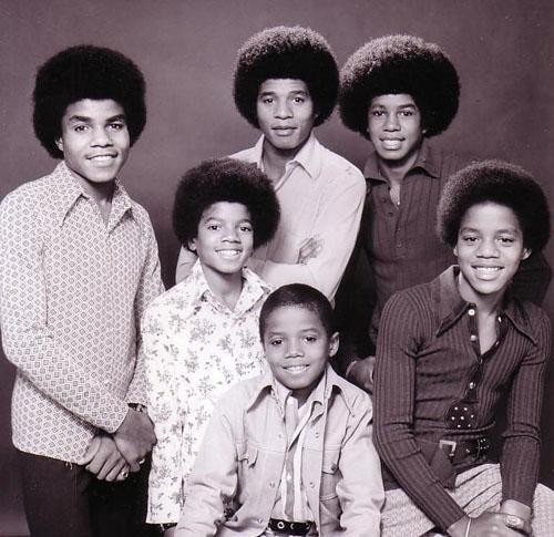 迈克尔杰克逊去世时几十岁(12年前迈克尔杰克逊去世)(17)