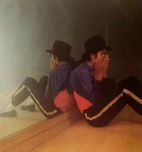 迈克尔杰克逊去世时几十岁(12年前迈克尔杰克逊去世)(8)