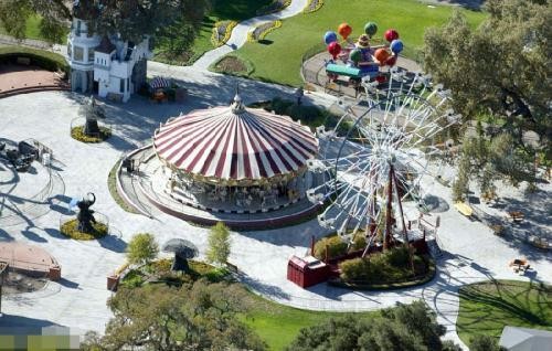 迈克尔杰克逊去世时几十岁(12年前迈克尔杰克逊去世)(25)