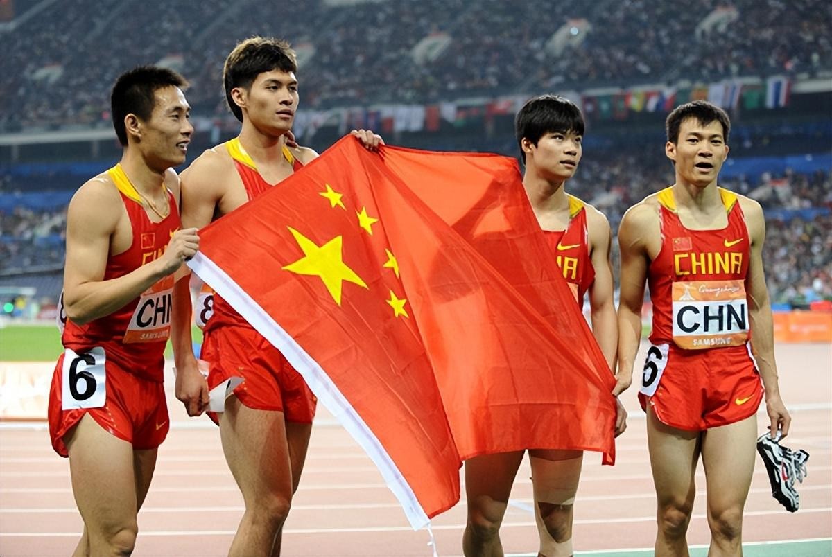 “亚洲飞人”苏炳添个人资料简介:出身广东中山农村,对妻儿有愧疚