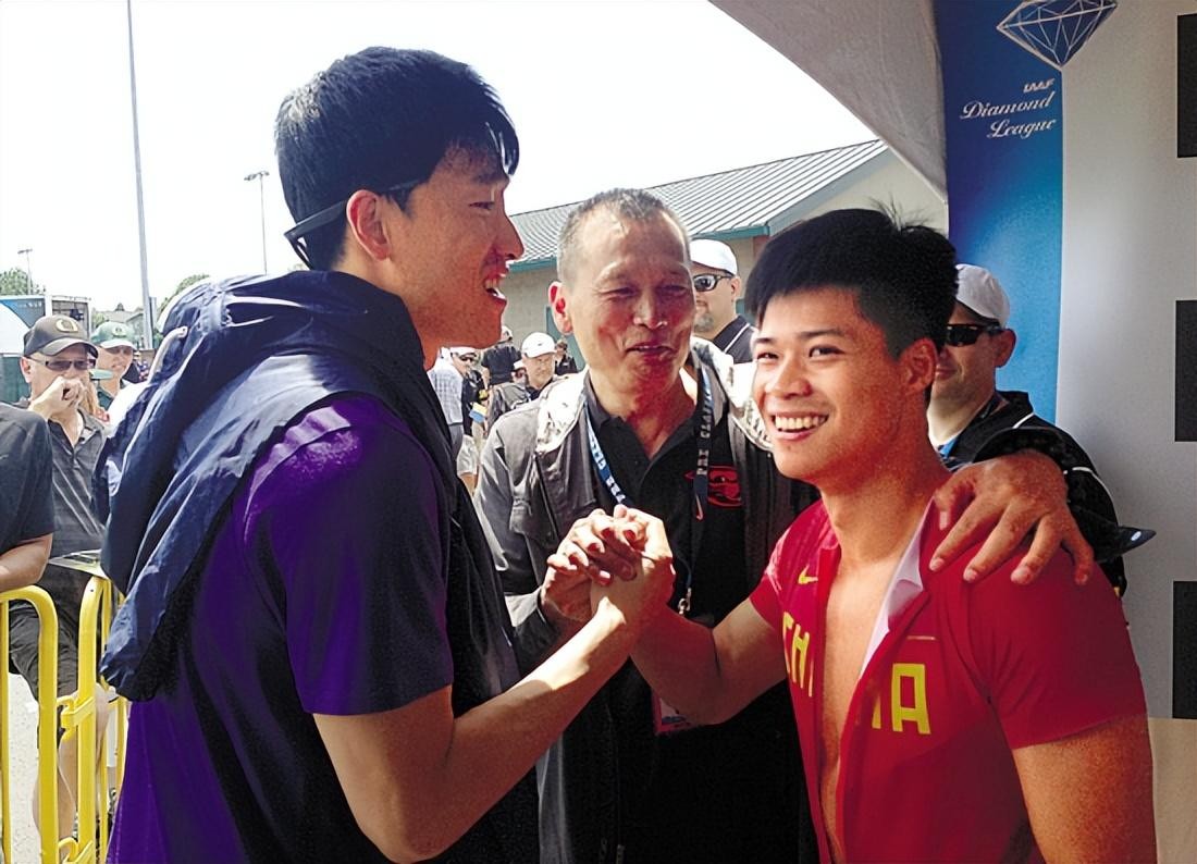 “亚洲飞人”苏炳添个人资料简介:出身广东中山农村,对妻儿有愧疚