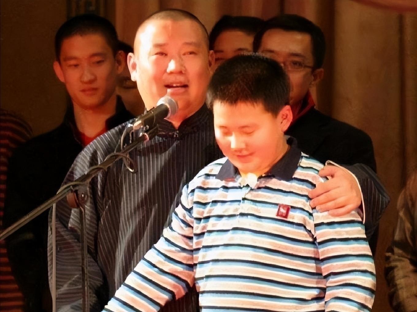 郭麒麟个人资料简介及家庭(郭麒麟:没文凭不代表没文化)