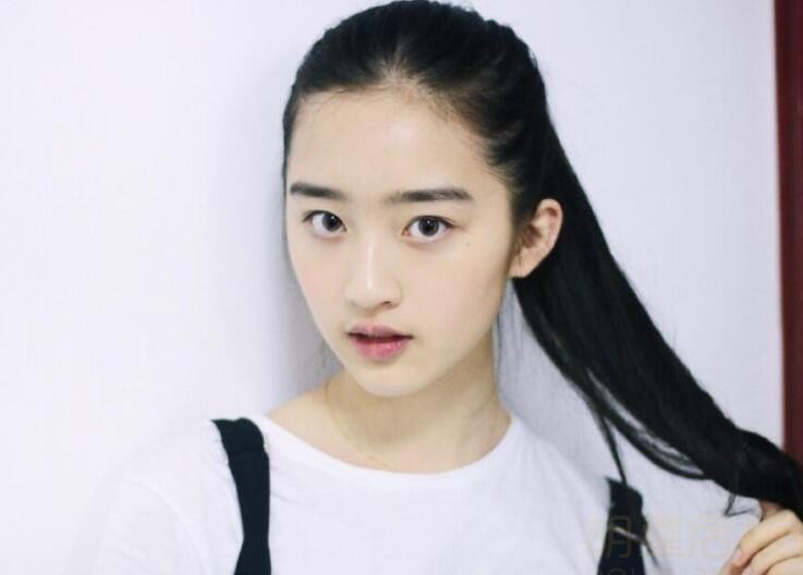 娱乐邓恩熙个人资料，邓恩熙为什么叫大公主  1