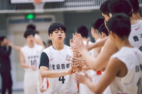 夏浩然报考哪所大学 球技水平相当不错