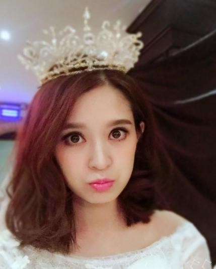 还记得打狗棍中的哑巴格格吗?被指和张天爱丫鬟像,如今变白富美