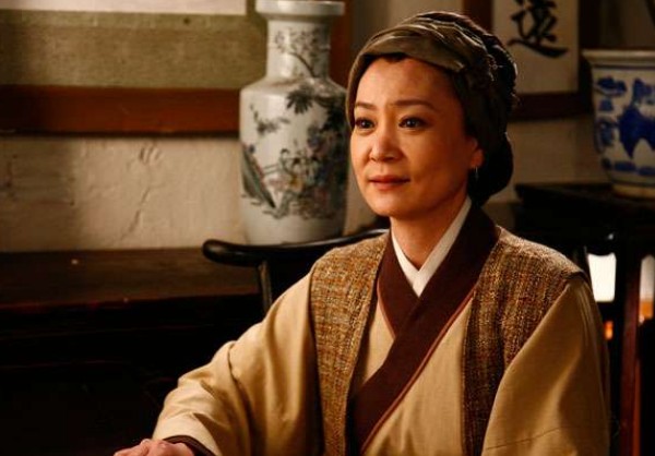 刘雪华年轻时候的照片曝光惊艳众人,少女时期刘雪华有多漂亮