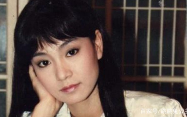刘雪华年轻时候的照片曝光惊艳众人,少女时期刘雪华有多漂亮