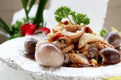 ​章鱼墨汁能吃吗 八爪鱼头里面的墨汁什么味道