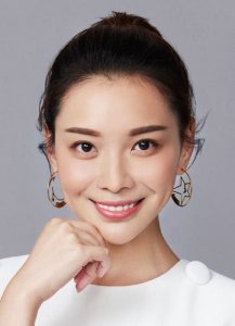 ​栗坤个人资料写真作品