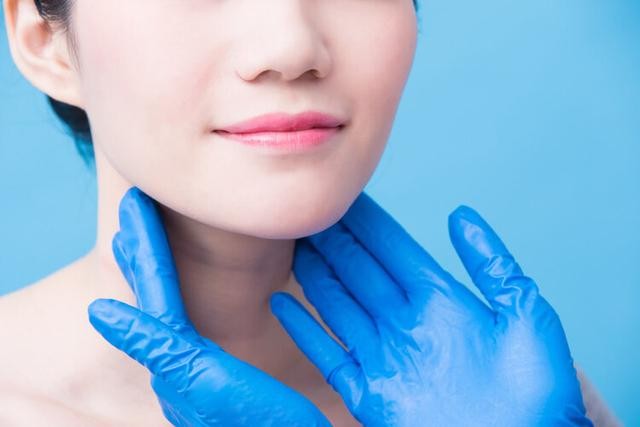 甲状腺癌早期的8个早期症状表现(好心提醒甲状腺癌早期)(3)