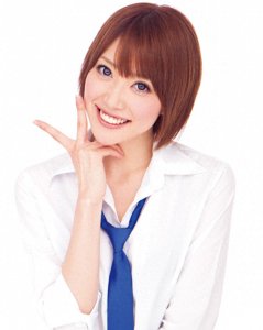 ​德艺在线：优希麻琴（Yuuki Makoto）从赛车女郎到演员的转变