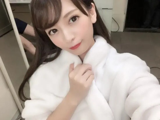 日本女星野野浦暖ins写真推荐,亿人迷真的有种魔力!