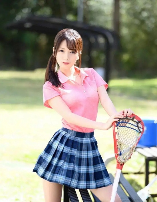 日本女星野野浦暖ins写真推荐,亿人迷真的有种魔力!