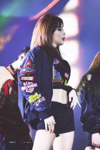 ​姜涩琪身高(这腿长简直是168了)