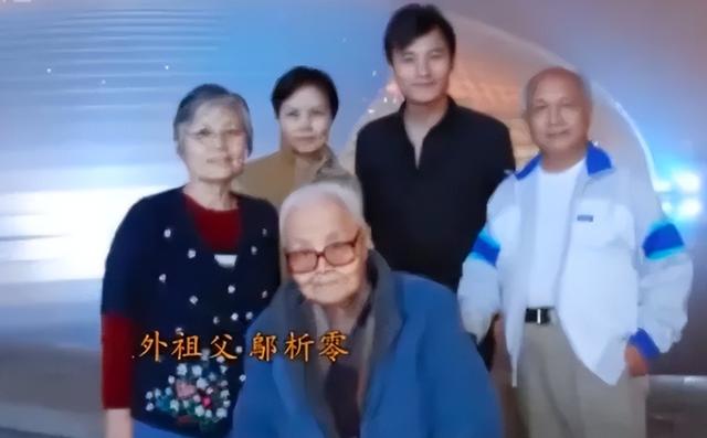 耿乐个人资料身世（演员耿乐出身艺术世家）(7)