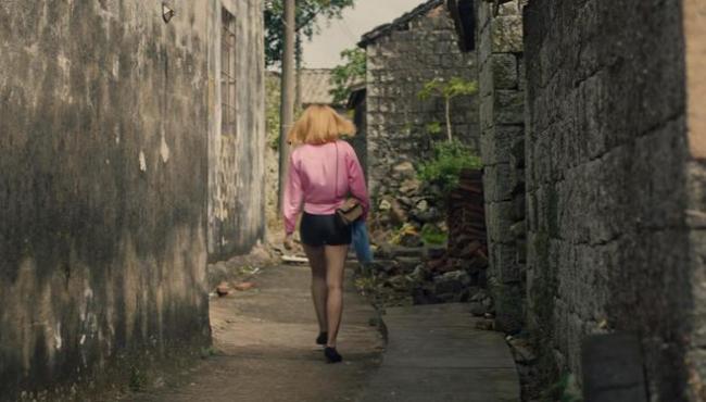 不会演戏却当上女主 姚安娜逐梦演艺圈翻车