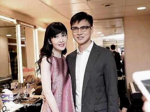 周慧敏老公，刘青云和周慧敏演的电(刘青云和周慧敏是夫妻吗)